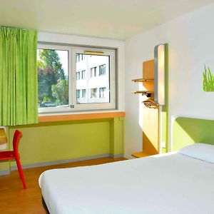 Ibis Budget Bordeaux Lac